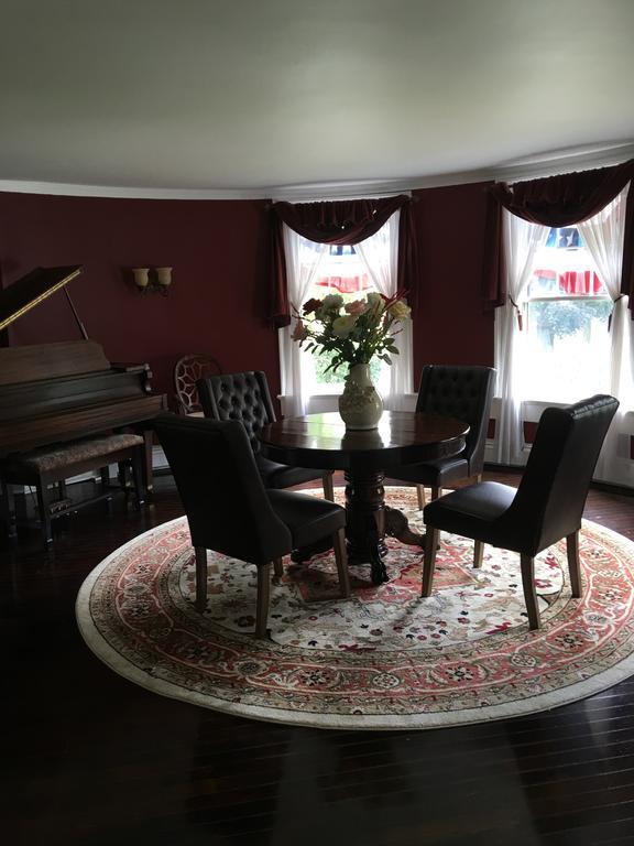 Baldwinsville Bed And Breakfast Esterno foto